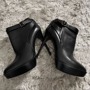 ❌SOLD❌BURBERRY ankle boots